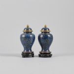 1294 8723 VASES AND COVERS